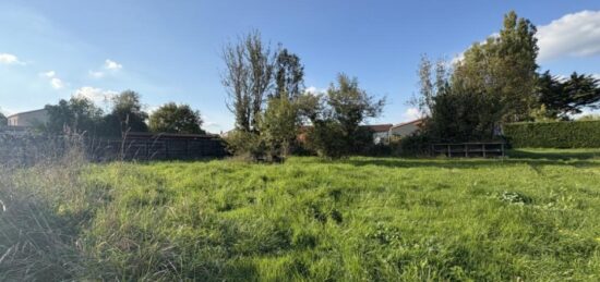 Terrain à bâtir à Saint-Hilaire-de-Chaléons, Pays de la Loire